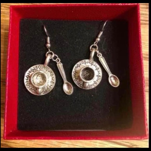Teacup SaucerSpoon Earrings 
Alice in Wonderland - Picture 2 of 2
